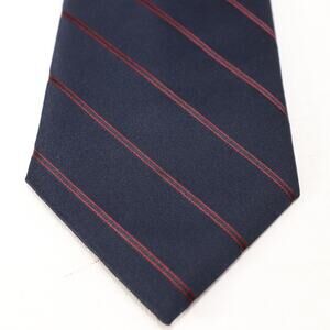 Windridge Tie Mens 58 in Silk Blend Navy Blue Red Diagonal Pinstriped Wide